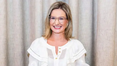 Kate massey portrait 16x10 1200